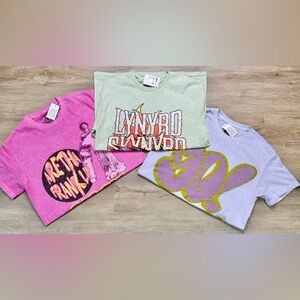 Music Graphic Tee Bundle Womens 90s MTV Rock Soul Pink Green Purple NWT 3 piece